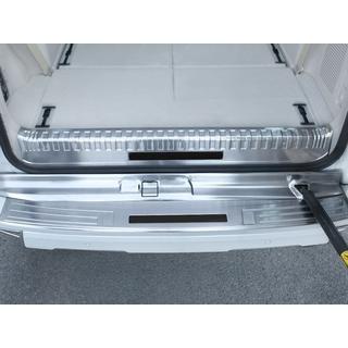 Abdeckung fuer hintere innere Einstiegsleiste (fuer 7-Sitzer) Toyota Land Cruiser Prado 150 2009-2023 Foto 3
