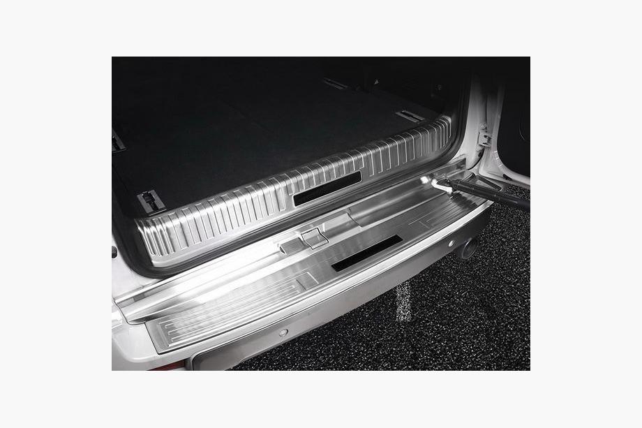 Toyota Land Cruiser Prado 150 2009-2023 Abdeckung fuer hintere innere Einstiegsleiste (fuer 7-Sitzer) Foto 2