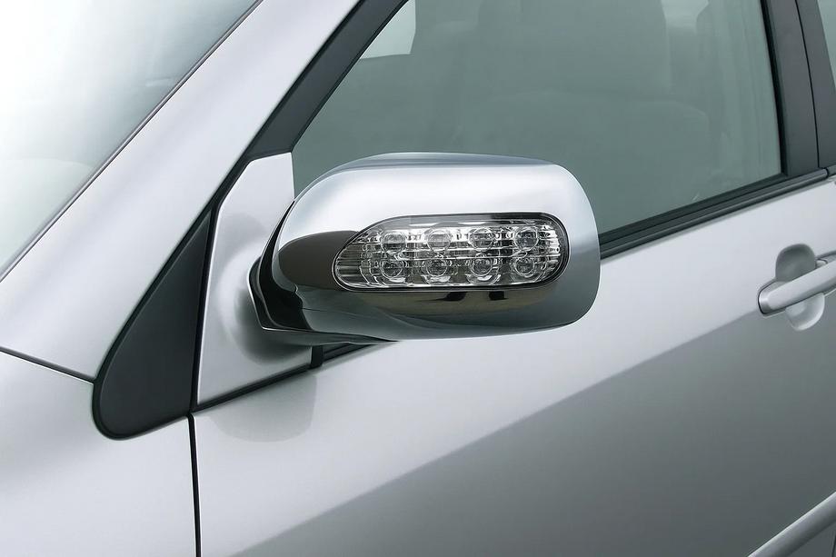 Toyota Corolla 2002-2007 Spiegelabdeckungen mit LED (2002-2005, 2 Stk., Kunststoff) Image