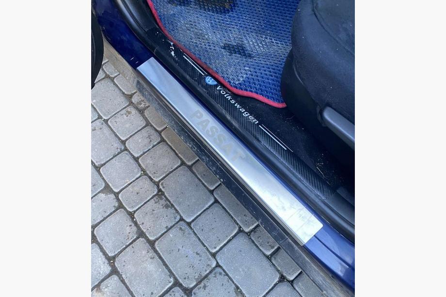 Volkswagen Passat B5 1997-2005 Einstiegsleisten Carmos (4 Stk, Edelstahl) Image