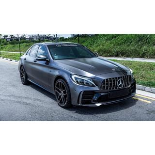 Bodykit mit kompletter Heckstossstange (Design Black Mamba C63GT) Foto 3