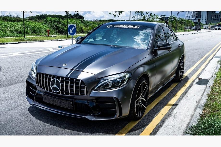 Mercedes C-class W205 2014-2021 Bodykit mit kompletter Heckstossstange (Design Black Mamba C63GT) Foto 1