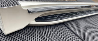 Toyota Land Cruiser 200 2007-2021 Seitenschweller Exclusive (Design 2021) Foto 3