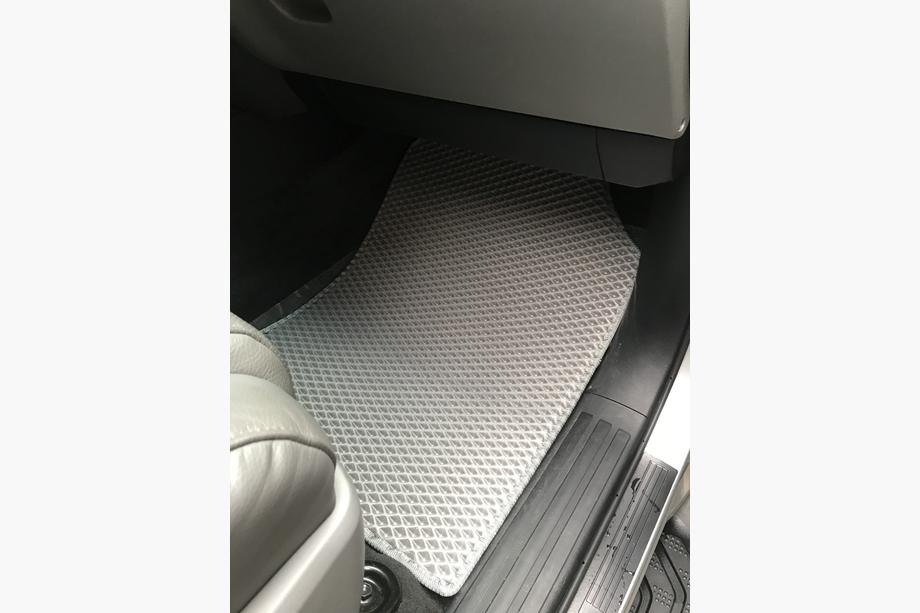 Toyota Sequoia 2007-2022 Polyurethan Fußmatten 3 Reihen (EVA, grau) Mittlere Reihe - 3 Sitze Foto 11