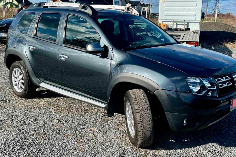 Dacia Duster 2008-2018 Glatt Radlaufverkleidungen (8 Stk, Kunststoff) EuroCap - Türkei Image