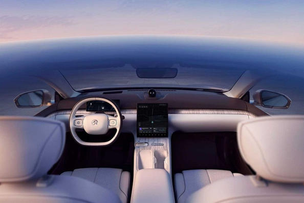 Die Chinesen werden eine elektrische Limousine mit einer Reichweite von bis zu 1000 km auf den Markt bringen Foto 5