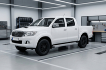 Toyota Hilux 2006-2015 Trittbretter Maya V4 (2 Stk., Aluminium) Foto 1