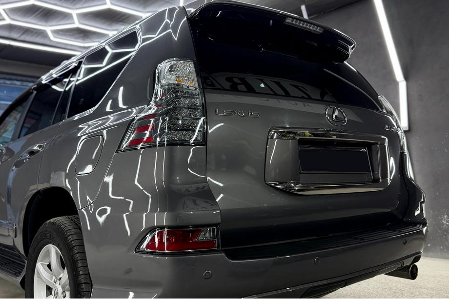 Lexus GX460 2009-2023 Heckleuchten OEM (2013-2023, 2 Stk) Image