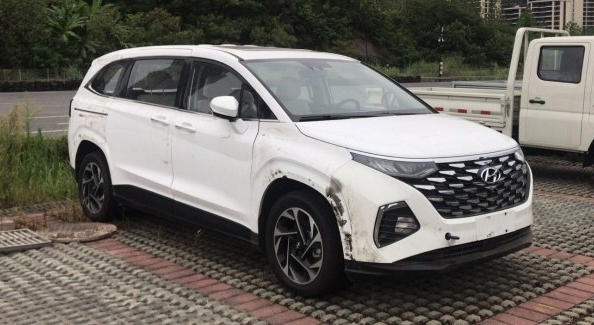 Hyundai stellt neuen Custo Minivan vor
