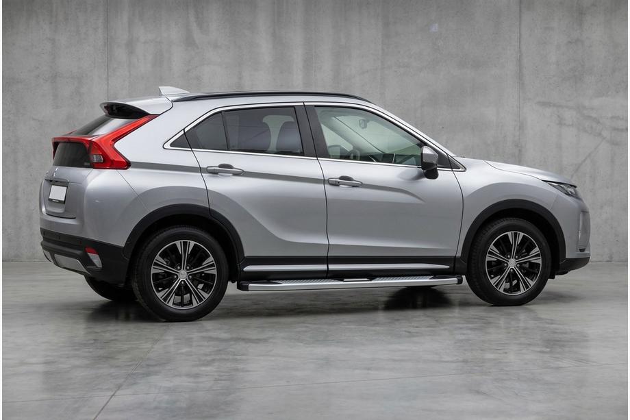 Mitsubishi Eclipse Cross 2017- Seitenschweller Mevsim Grey (2 Stk., Aluminium) Image