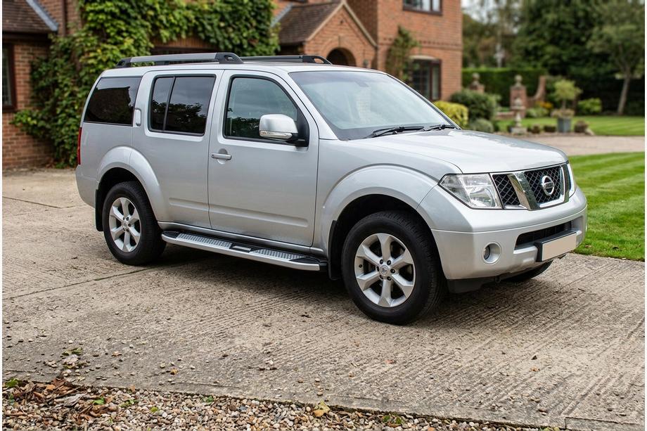 Nissan Pathfinder R51 2005-2014 Seitenschweller Mevsim Grey (2 Stk., Aluminium) Foto 1