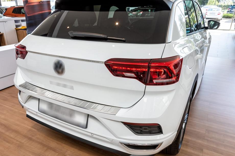 Volkswagen T-Roc 2017-2025 Heckstoßstangenschutz Carmos Edelstahl Image