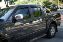 Nissan Navara 2006-2015 Windabweiser (4 Stk, HIC) Foto 1