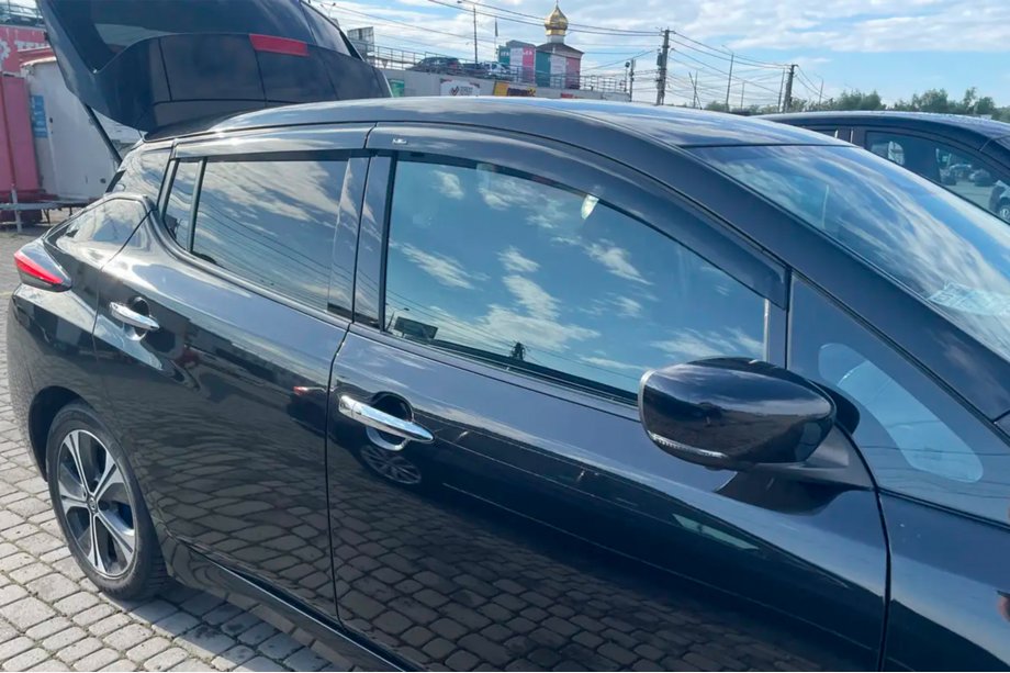 Nissan Leaf 2017- Windabweiser (4 Stk, HIC) Foto 2