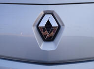 Renault Scenic/Grand 2003-2009 Frontemblem (128mm x 105mm Türkei) Foto 2