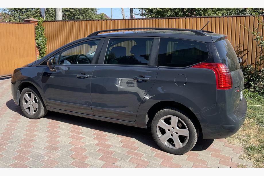 Peugeot 5008 2009-2016 Dachreling OmsaLine Solid (2 Stk, schwarz) Image