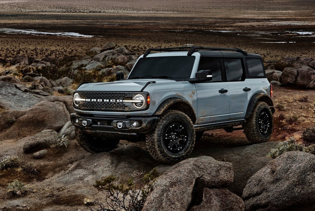 Fünftürige Modifikation des Ford Bronco SUV der neuen Generation