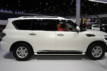 Nissan Armada 2016-2024 Türleisten (4 Stk, Chrom) Foto 4