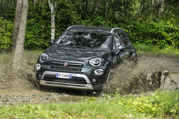 Kompakte Frequenzweiche Fiat 500X Cross