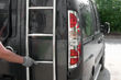Leiter zu einem SUV - Vorteile und Praktikabilität Foto 1