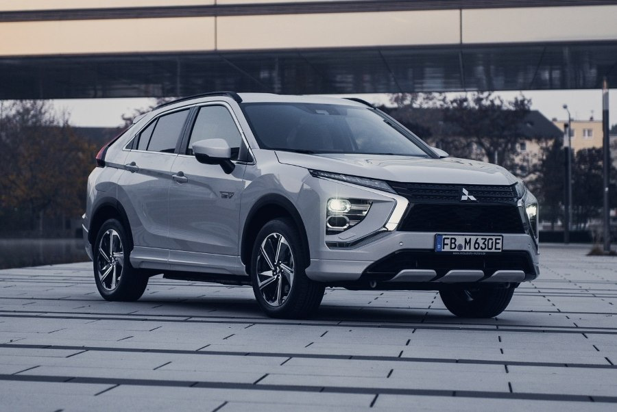 Überprüfung der aktualisierten Frequenzweiche Mitsubishi Eclipse Cross