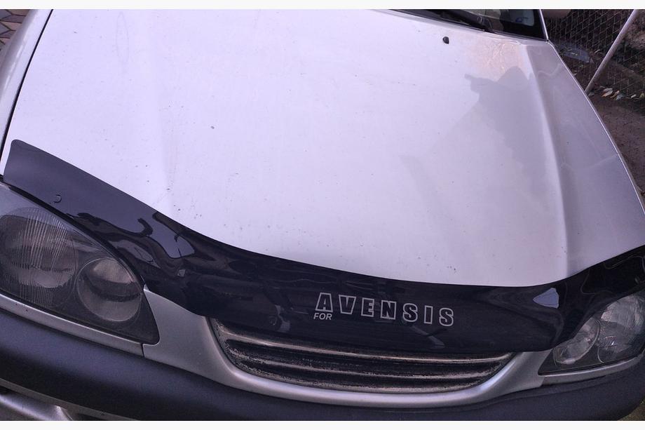 Toyota Avensis 1998-2003 Motorhaubenschutz (VIP) Image