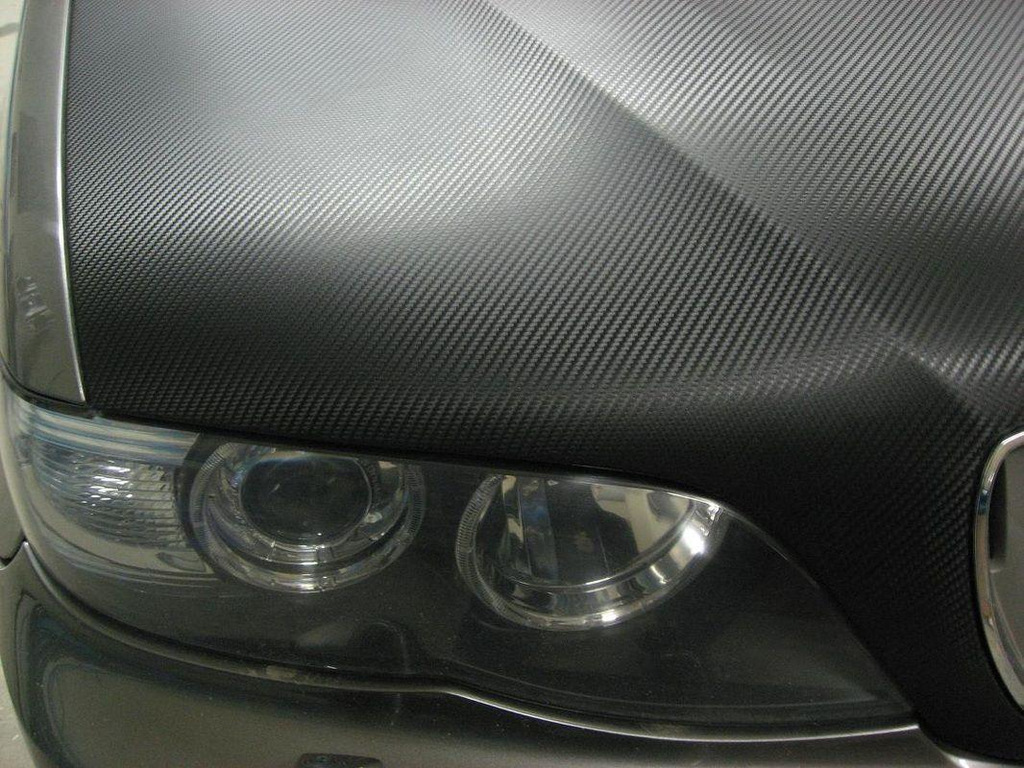 Carbonfolie für Autos: die Profis und wie man wählt