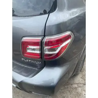 Hintere LED Rückleuchten (Original, gebraucht, Baujahr 2019) Nissan Armada 2016-2024 Foto 3