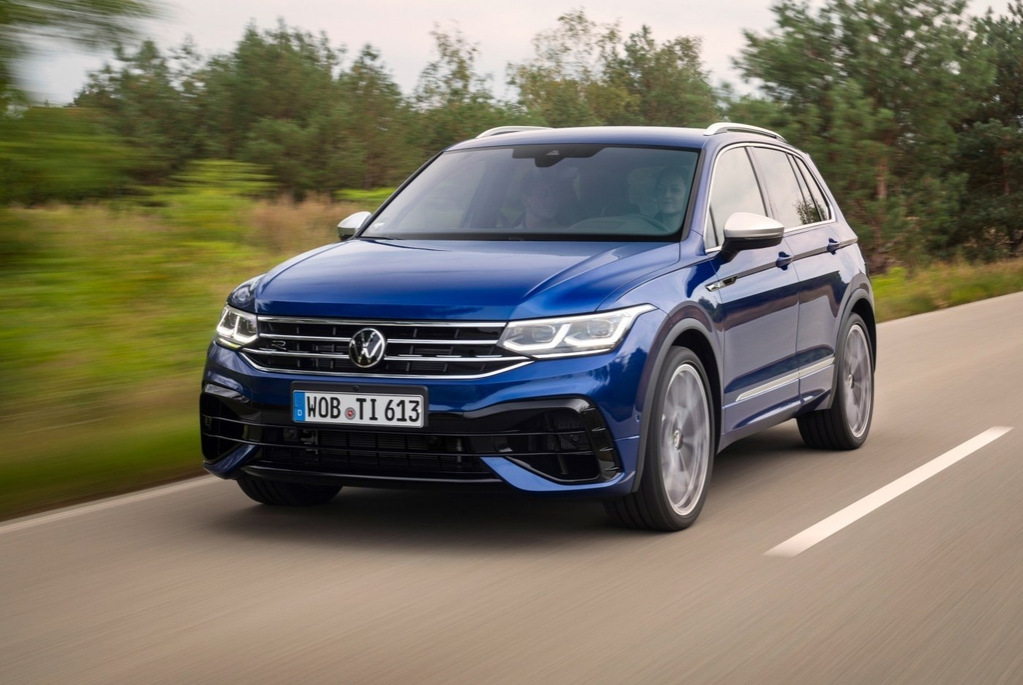 Überprüfung der aufgeladenen Modifikation des Volkswagen Tiguan R.