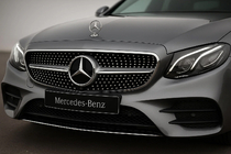 Mercedes E-class W213 2016-2023 Frontgrill Diamond Silber (für Avantgarde/AMG-Line/E43 AMG/E53 AMG 2016-2020) Ohne Kameravorbereitung Foto 1