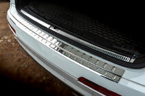 Audi Q7 2015–2026 Heckstoßstangenschutz Carmos Edelstahl Foto 1
