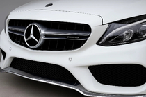 Mercedes C-сlass W205 2014-2021 Frontgrill C63-Design (für Avantgarde/AMG-Line/C43 AMG) Foto 1