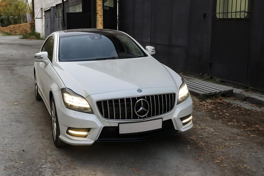 Mercedes CLS C218 2011-2018 Frontgrill 2011-2014 (GT Panamericana) Image