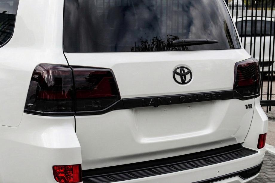 Toyota Land Cruiser 200 2007-2021 Rückleuchten 2016-2021 (Sequential Black) Image
