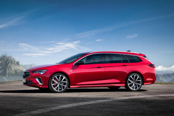 Rückblick auf den modernisierten Kombi Opel Insignia Sports Tourer