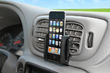 So wählen Sie den richtigen Smartphone-Halter im Auto Foto 1