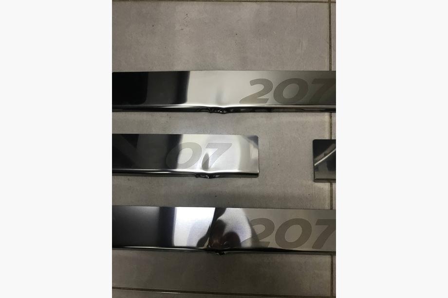 Peugeot 207 2006–2014 SONDERANGEBOT! Einstiegsleisten Carmos (4 Stk, Edelstahl) Foto 1