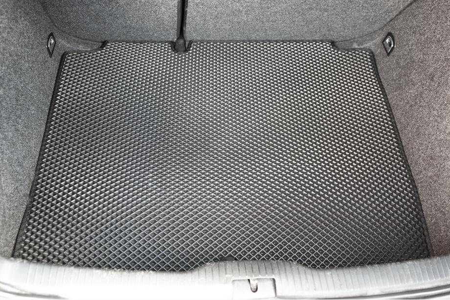 Volkswagen Golf 4 1997-2006 Kofferraummatte (HB, EVA, Schwarz) Image