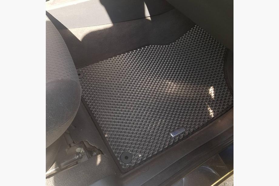 Seat Alhambra 1996-2010 EVA Fußmatten (2 Reihen, schwarz) Image