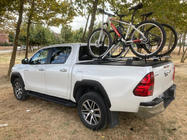 Toyota Hilux 2015- Dachträger Querträger (für Originalbefestigungspunkte) Schwarz Foto 3