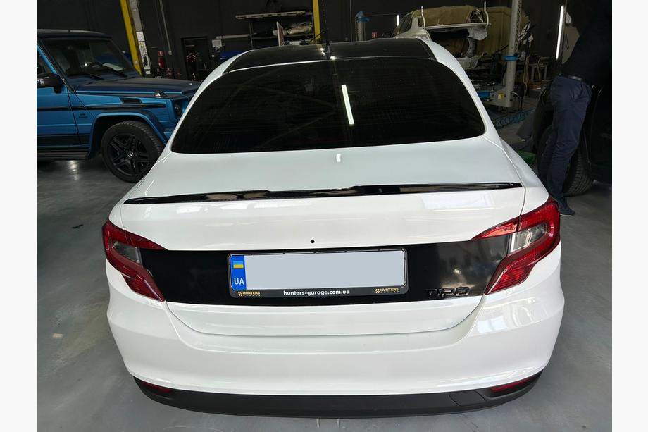 Fiat Tipo 2016- Heckspoiler LIP (Sunplex, schwarz) (119,1cm *5,5cm) Foto 2