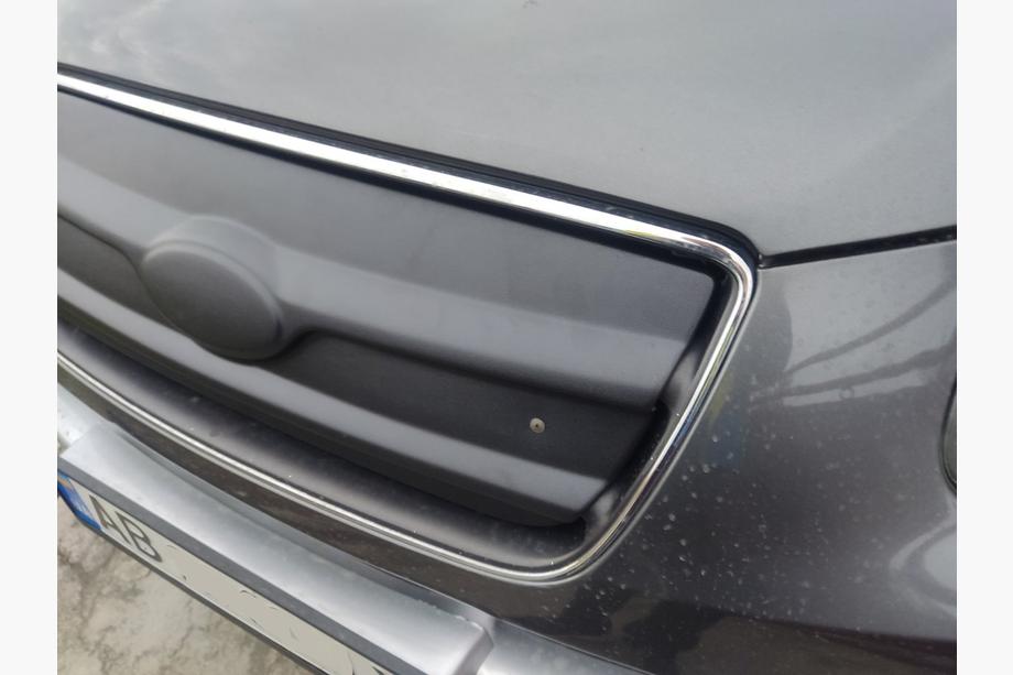 Hyundai Santa Fe 2 2006-2012 Wintergrill 2005-2010 (oben) Glänzend Foto 5