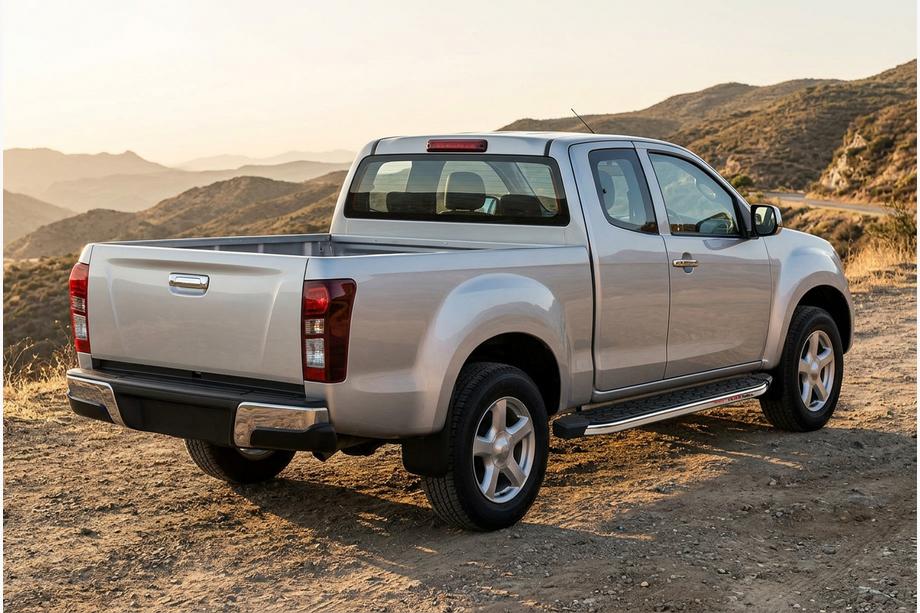 Isuzu D-Max 2011-2019 Seitenschweller BlackLine (2 Stk., Aluminium) Image