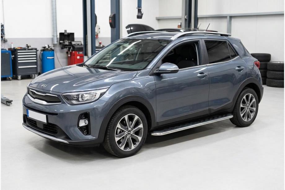 Kia Stonic 2017- Seitenschweller Maydos V1 (2 Stk., Aluminium) Image