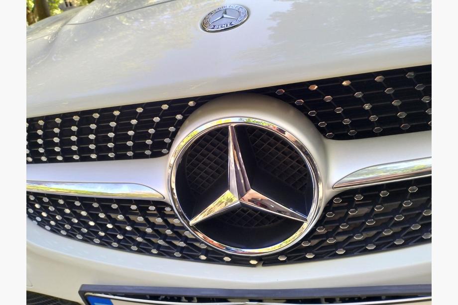 Mercedes GLA X156 2014-2019 Frontemblem (18,4 cm) Image