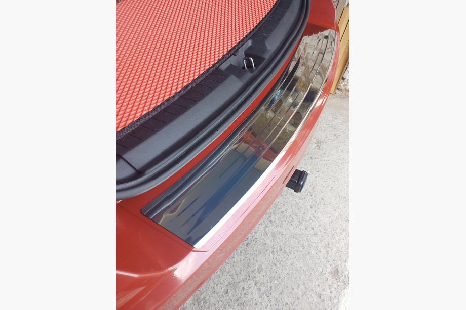 Dodge Journey 2008-2020 Heckstoßstangenschutz Carmos Edelstahl Image