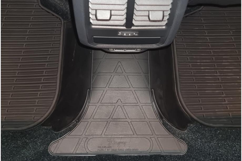 Volkswagen Passat B7 2012-2015 Hintere Mittelmatte USA (Stingray Premium) Image