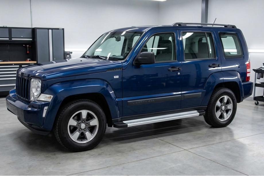 Jeep Cherokee/Liberty 2007-2013 Seitenschweller Maya V2 (2 Stk., Aluminium) Image
