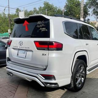 Modelista Spoiler Toyota Land Cruiser 300 2021- Foto 1