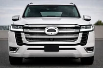 Toyota Land Cruiser 300 2021- Frontgrill MDL Foto 1